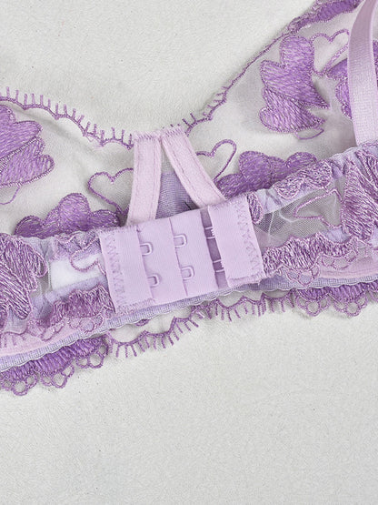 Heart-shaped embroidered sexy lingerie four-piece set