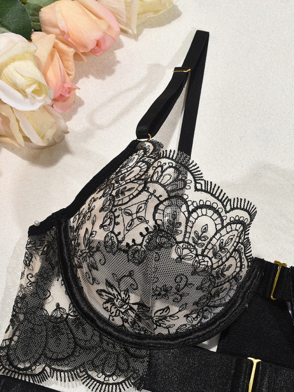 Sexy Embroidered Metal Button Sexy Transparent Lingerie Set